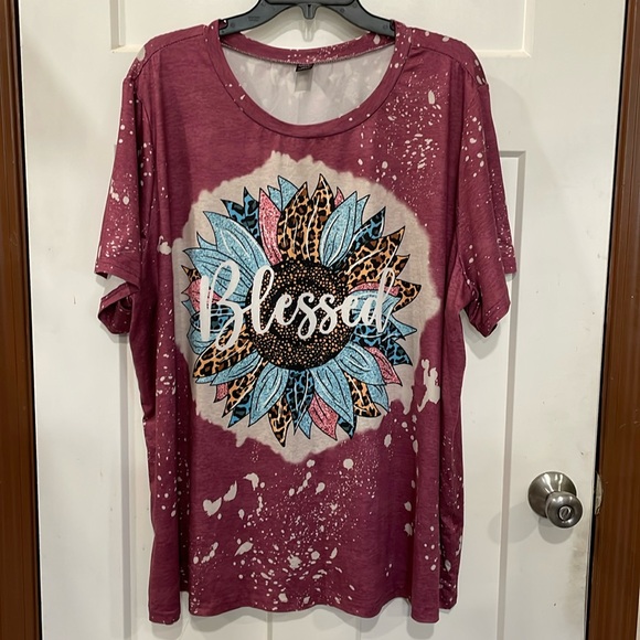 Women's Plus SHEIN Emery Rose "Blessed" Magenta Bleached Purple Cheetah T-Shirt - Picture 2 of 7